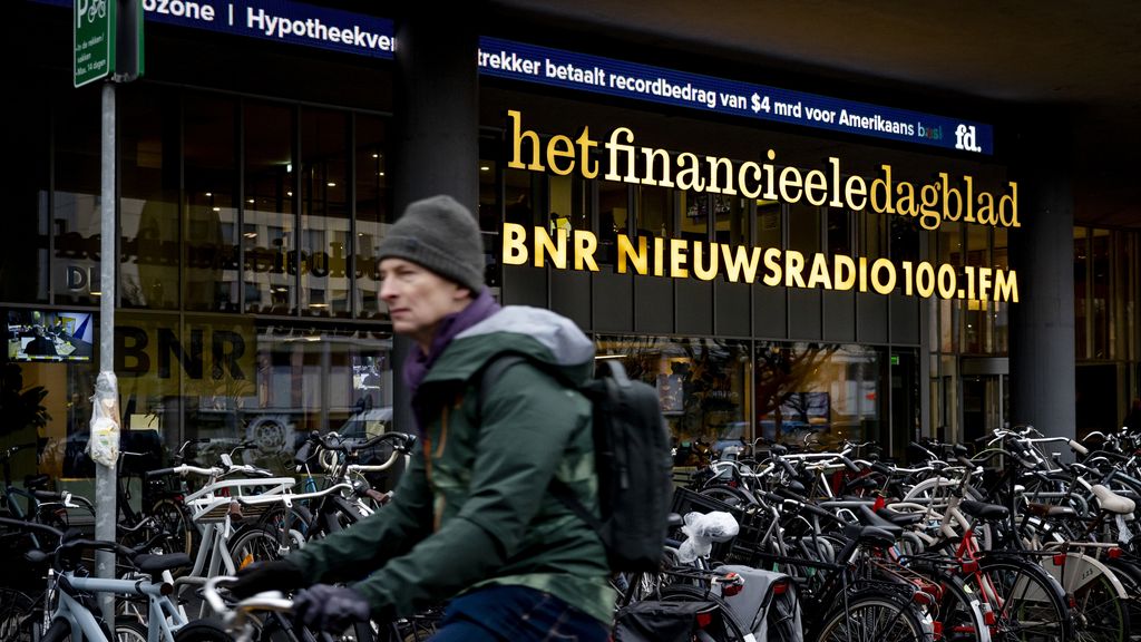 Wilt u ook een hartig woordje wisselen met een klantenservice, maar bent u te laat om nog een dreigement te sturen?

U heeft MINDER DAN VIERENTWINTIG UUR om uw gegronde doch schizofrene klacht in te zenden voor de KEEFMANBOKAAL

Of anders...

propriacures.nl/prijsvraag/