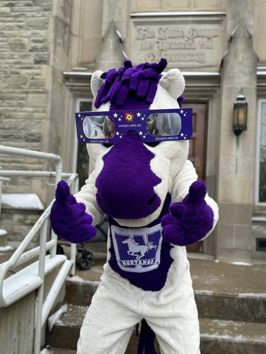 Had a lot of fun this morning seeing students across campus getting excited for the solar eclipse on April 8...and, of course, to take selfies with JW., who's rocking some pretty sweet custom glasses. #EclipseReadyWithWesternU #WesternU