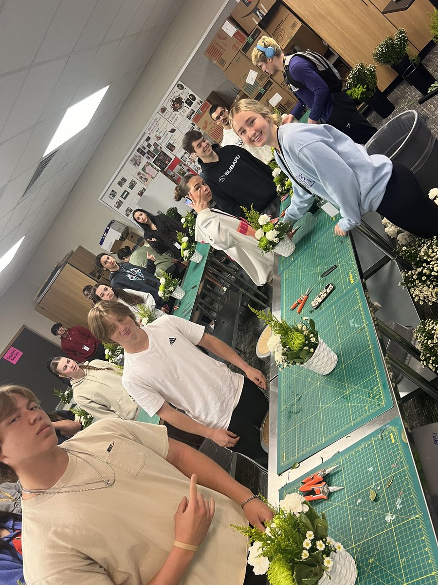 Foster Floral Design tweet media