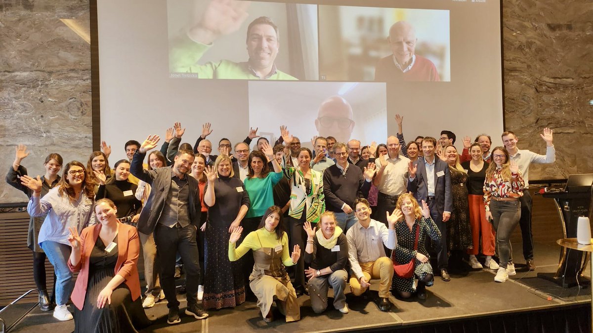 👋 Cheers from Ljubljana: So great to not only see everyone again but have the whole #MicrobPredict crew ON STAGE during the 6th #GeneralAssembly in @EuropeLiver president’s (@Marko_Korenjak) home country Slovenia 🇸🇮 ! 😎👏