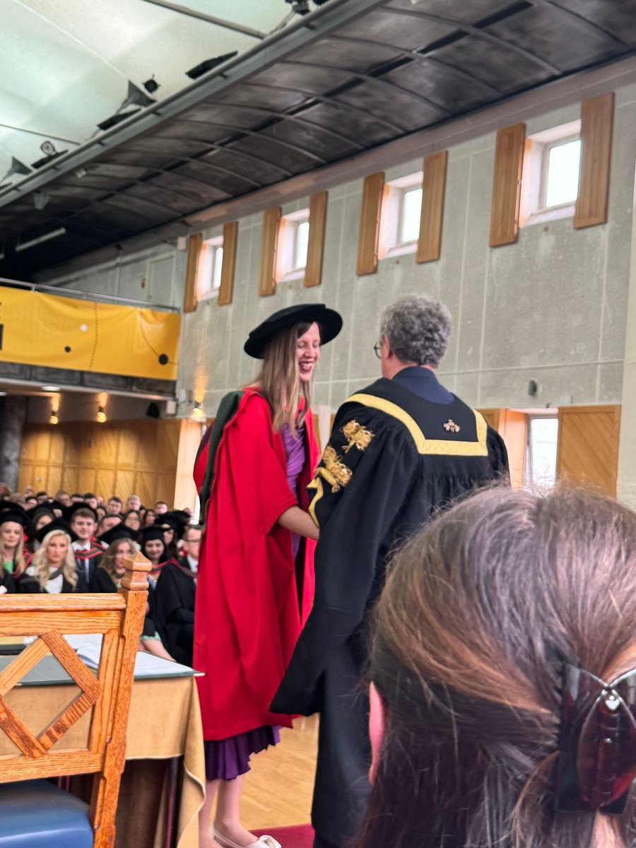 Congratulations <a href="/EscanuelaTamara/">Tamara Escañuela Sánchez, PhD</a> - we are all so proud of you!

[Coming at you from all angles - in-person &amp; on-line 😄🎉✨]

#TheRELEVANTstudy ucc.ie/en/pregnancylo…
