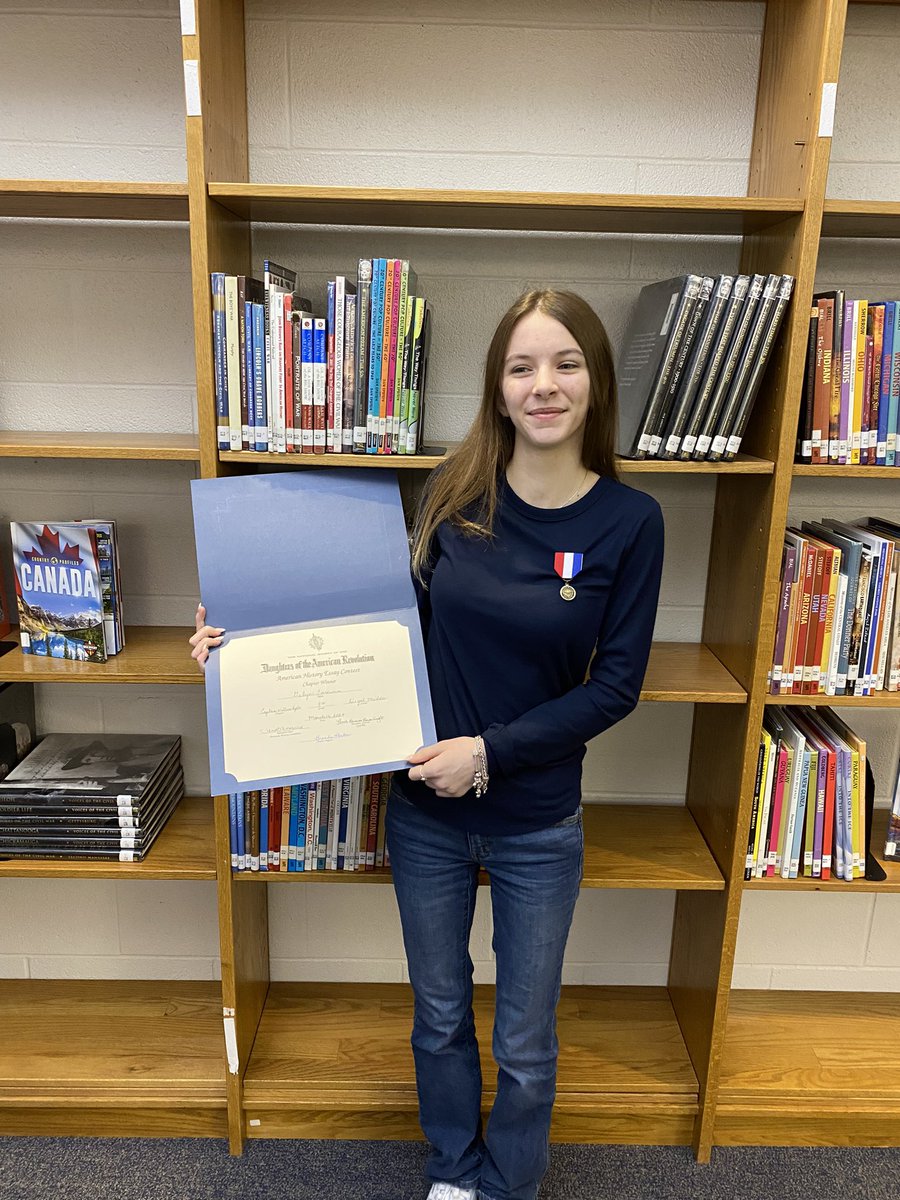 Galyn Terranova was selected by the Daughters of the American Revolution as the winning essay! She won 1st in the Murfreesboro chapter and 3rd in the district!