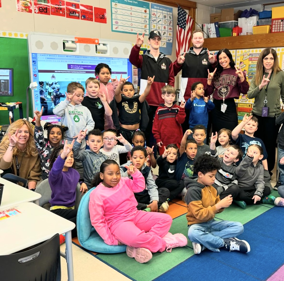 Thank you to the @AlbFireWolves for visiting Carroll Hill earlier this week to spend time with our First Graders! The athletes read stories with the class and shared about what it is like to be a professional athlete. We love building these connections with our community!