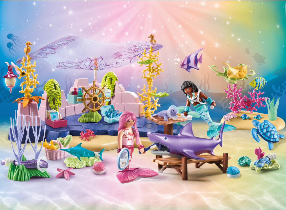 Step into the magical world of #PrincessMagic 🧜‍♀️ where mermaids lovingly care for cute sea creatures 🐠🐢🦈 and protect their home in the seas 🌊. playmobil.com/en-gb/sea-anim… #underwateradventures #imaginativeplay #seaanimals #mermaidlife #Playmobil