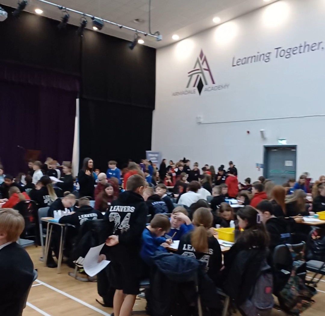 Thank you @ArmadaleAcademy Cluster @blackridge_ps @windyknoweps @southdaleps @ArmadalePrimary @eastertounps What a fabulous day with P7 pupils who are going into S1, they and the S3 helpers got stuck in to the enterprise tasks. @Mrs_NBH Thank you for asking me. Matt