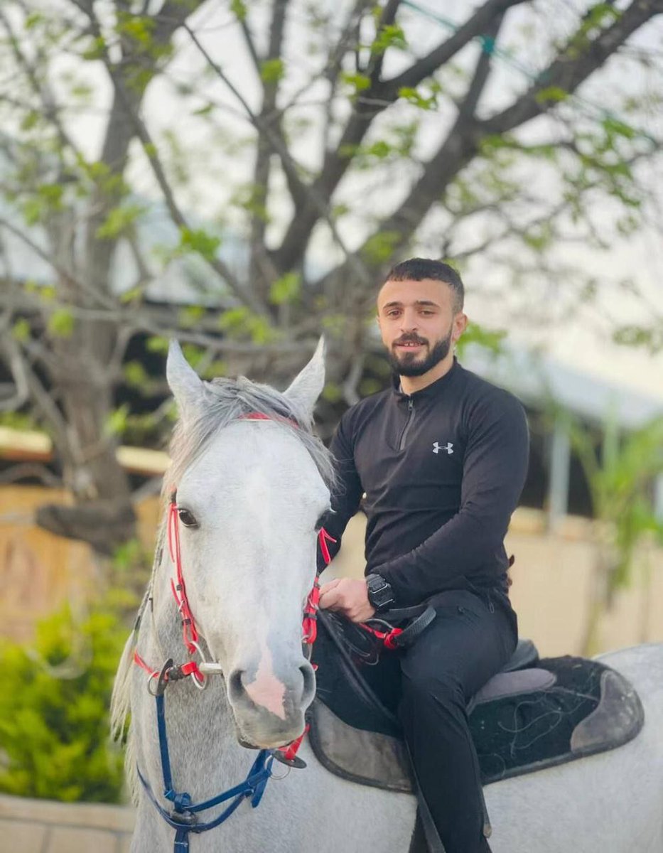 🔻 #عاجل إستشهاد القائد المجاهد محمد حواشين "أبو شادي" أحد قادة سرايا القدس - كتيبة جنين متأثراً بجراحه التي اصيب بها أمس بعد قصف الاحتلال لمركبة بمحيط مخيم #جنين..