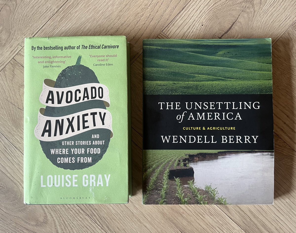 Fieldwork_Books's tweet image. TONIGHT!
We have the discussion on our current book ‘Avocado Anxiety’ by Louise Gray and introducing next month’s book ‘The Unsettling of America.’
See you tonight at 8pm - link to follow shortly!