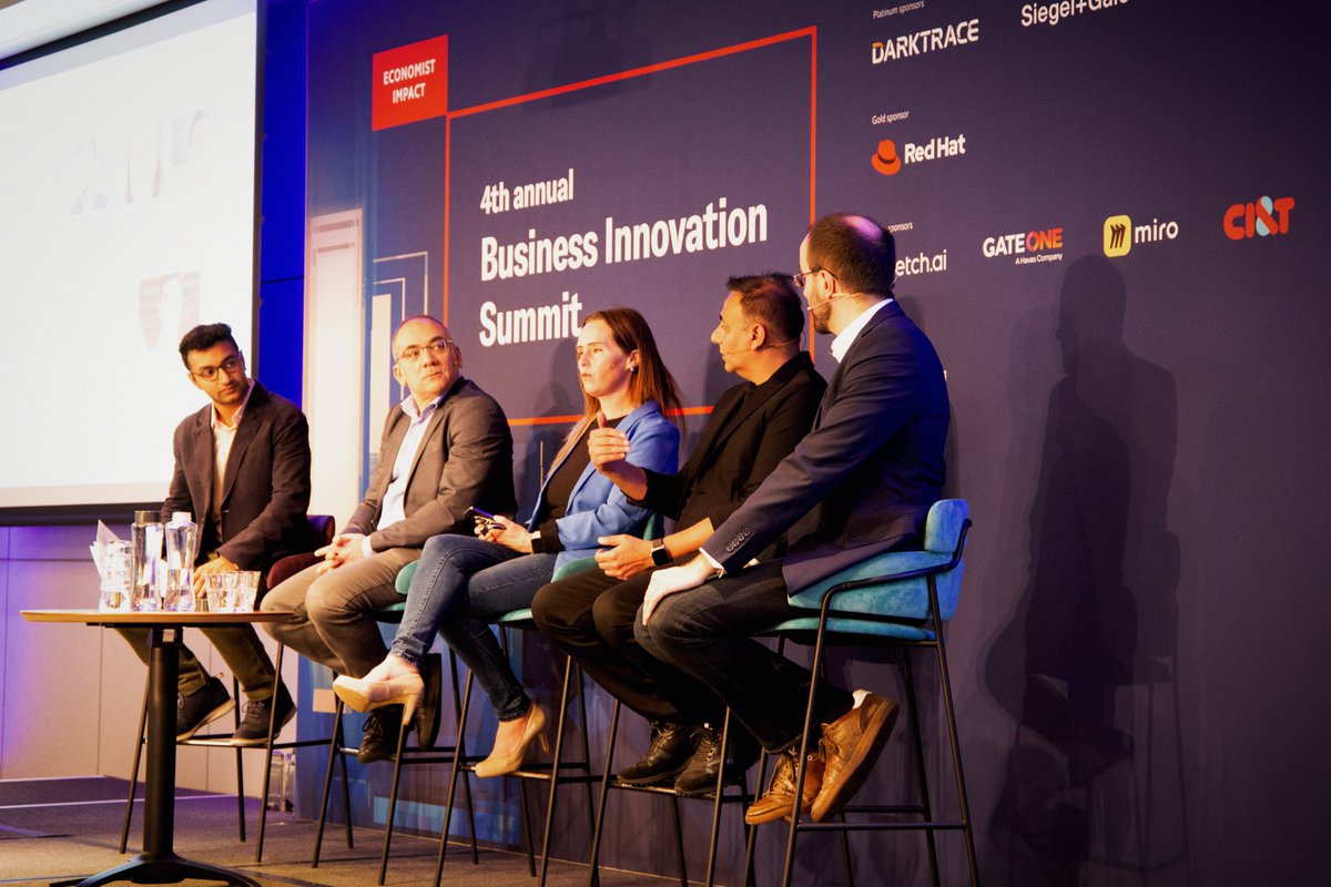 CEO & Founder of Fetch.ai, @HMsheikh4 just wrapped up a great panel at the @EconomistEvents Business Innovation Summit alongside many established AI professionals 🙌 The panel focused on the role of Multi-Agent systems in the growing #AIEconomy 📊