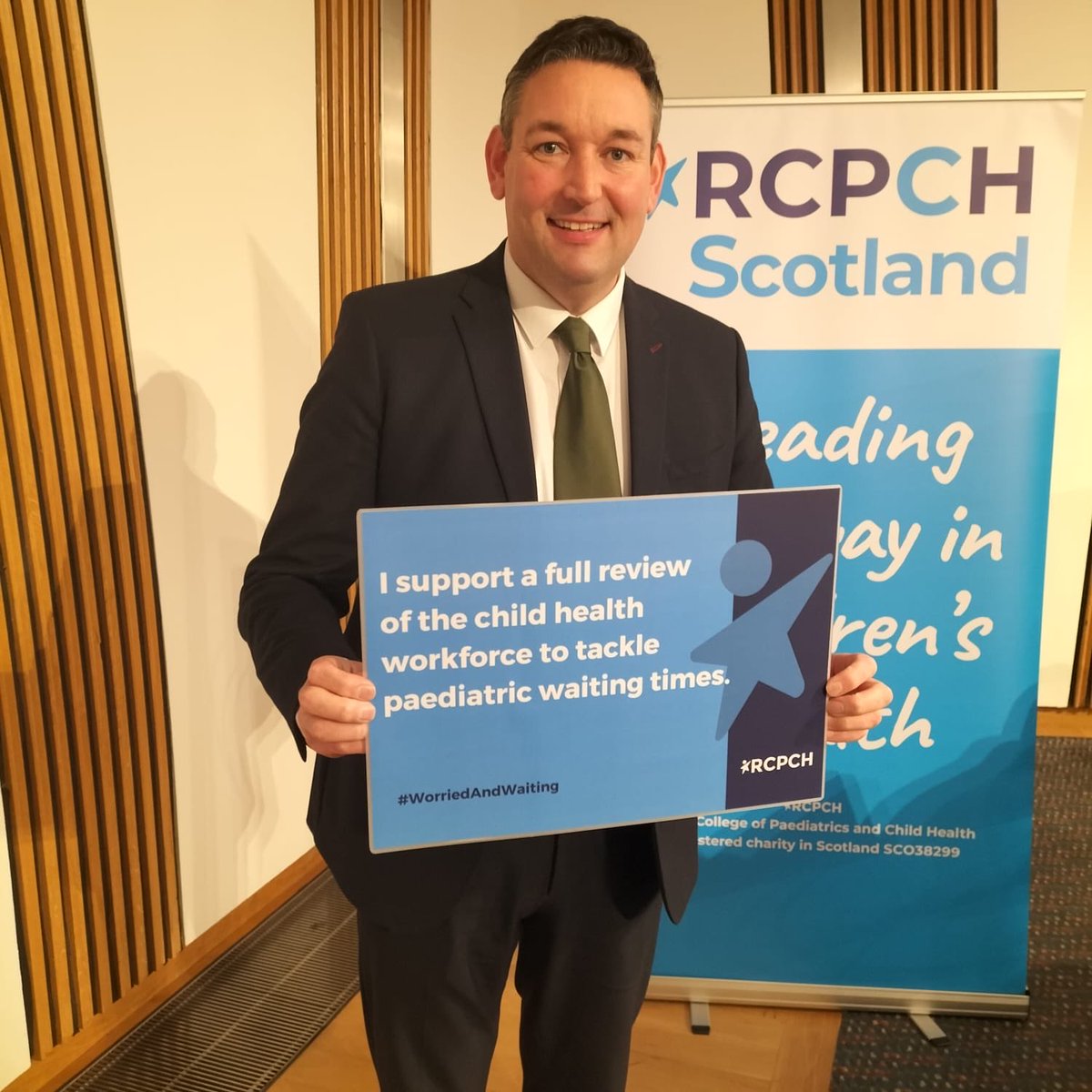 Pleased to co-chair the @RCPCHScotland #WorriedAndWaiting report launch with ⁦@jackiebmsp⁩ in @ScotParl

The report outlines three key recommendations for how to ease the pressure on paediatric services and support CYP.

You can read the report here: rcpch.ac.uk/waiting-scotla…