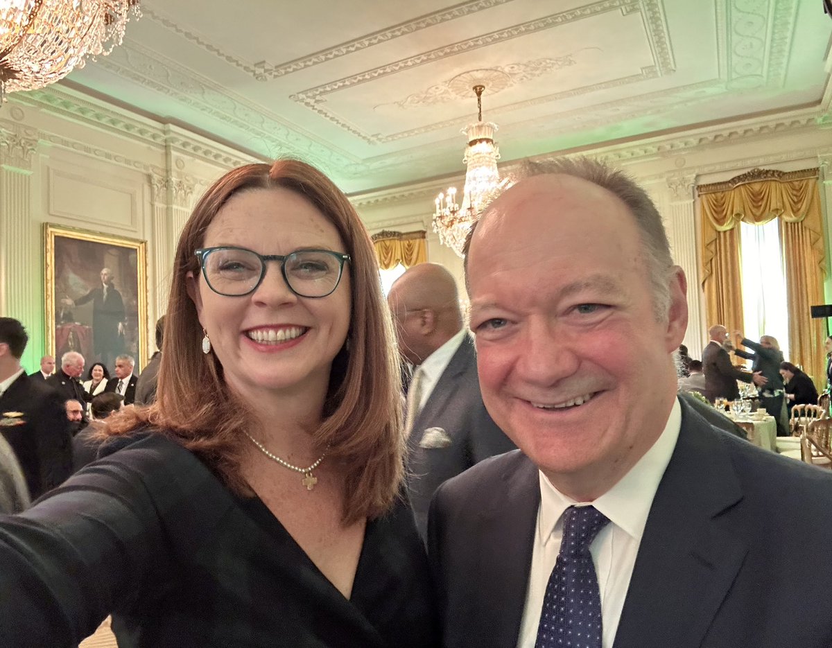 #TBT to celebrating St. Patrick's Day at the @WhiteHouse with fellow Catholic leaders. It was wonderful to connect with colleagues and friends, including @JamesMartinSJ; Fr. Gillespie, pastor of Holy Trinity in D.C.; @holy_cross’s @PresRougeau; and @Georgetown President DeGioia.