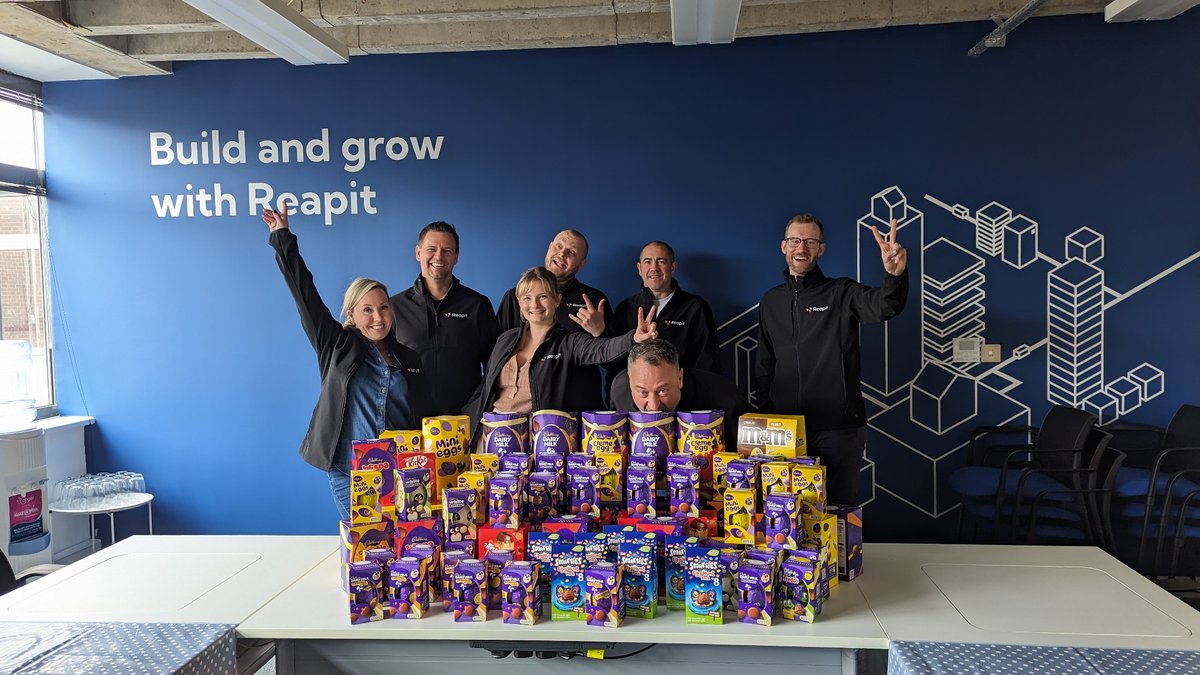 We're proud supporters of @Agents_Giving's Easter Egg Appeal and our collection box heading towards a local food banks has filled up generously! If you would like to help support the appeal, more information is available here 👉 bitly.ws/3gdLe 🐰