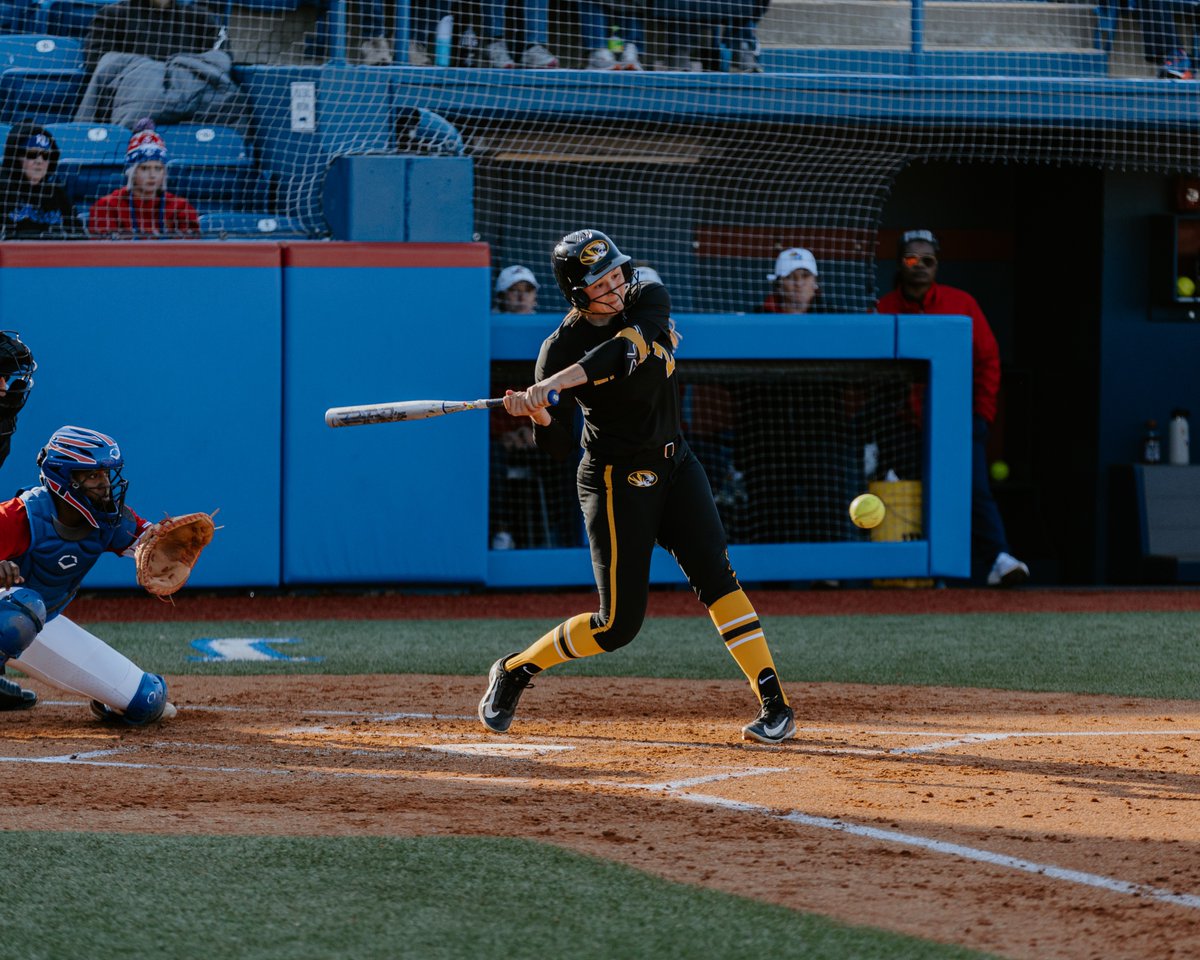 MizzouSoftball tweet picture