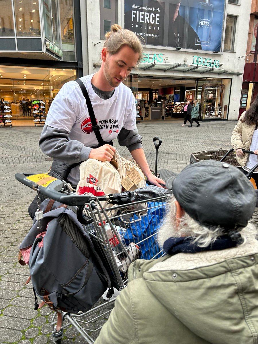 1. FC Nürnberg tweet media