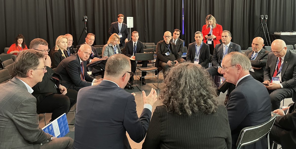 Teresa Czerwińska 🇪🇺 (@teresaczerwnska) on Twitter photo With <a href="/childp_child/">Patrick Child</a> - what are the needs of municipalities and how <a href="/EIB/">European Investment Bank</a> can further support them – discussion with Mayors in Brussels at the Climate Neutral & Smart Cities conference. #MissionCities #EIBAdvisory With <a href="/childp_child/">Patrick Child</a> - what are the needs of municipalities and how <a href="/EIB/">European Investment Bank</a> can further support them – discussion with Mayors in Brussels at the Climate Neutral & Smart Cities conference. #MissionCities #EIBAdvisory