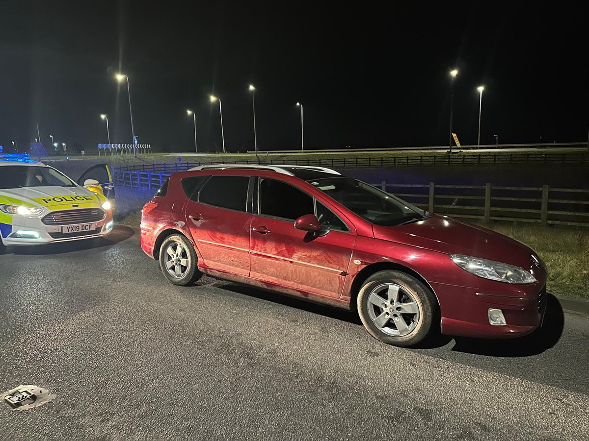 19/03/2024 the below vehicle FTS for handlers along the A180. After the pursuit concluded the driver rightly gave himself up and was arrested on suspicion of TOMV, FTS, no insurance, disqualified driving, possession of drugs, later tests revealed OPL for drink&amp;drugs. #wisemove🐶
