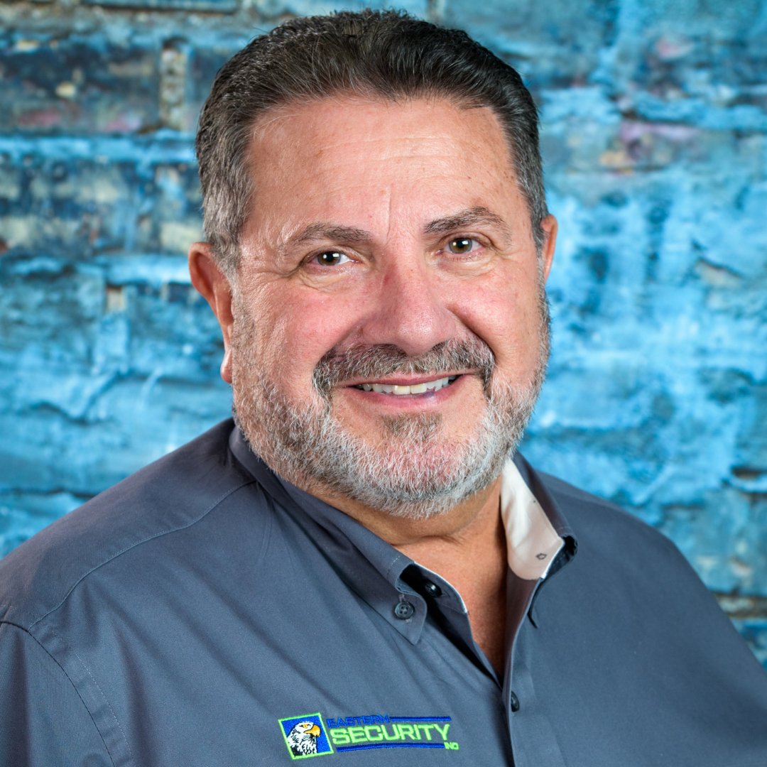 Meet Chuck Lesaltato, our operations manager since 2023! With a robust 40-year tenure in law enforcement, retiring as a lieutenant, Chuck has an impressive history of working on high-profile national and international cases. 

Learn more  at eastern-security-inc.com/about-us/