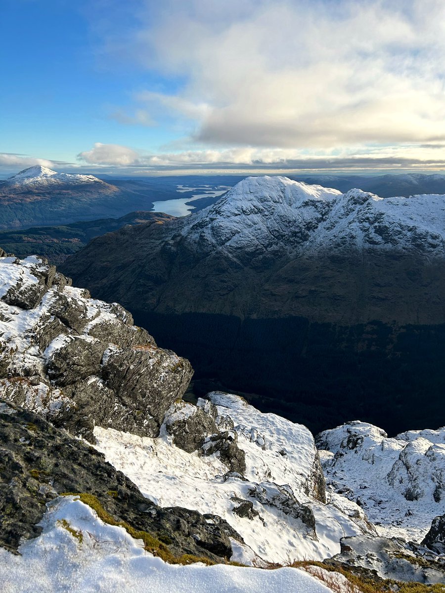 I’ve heard on the grapevine we’ve got more of the white stuff on the way… 📍 Ben Vane, Scotland #hikingadentures #mountains #scottishhighlands #views #explore