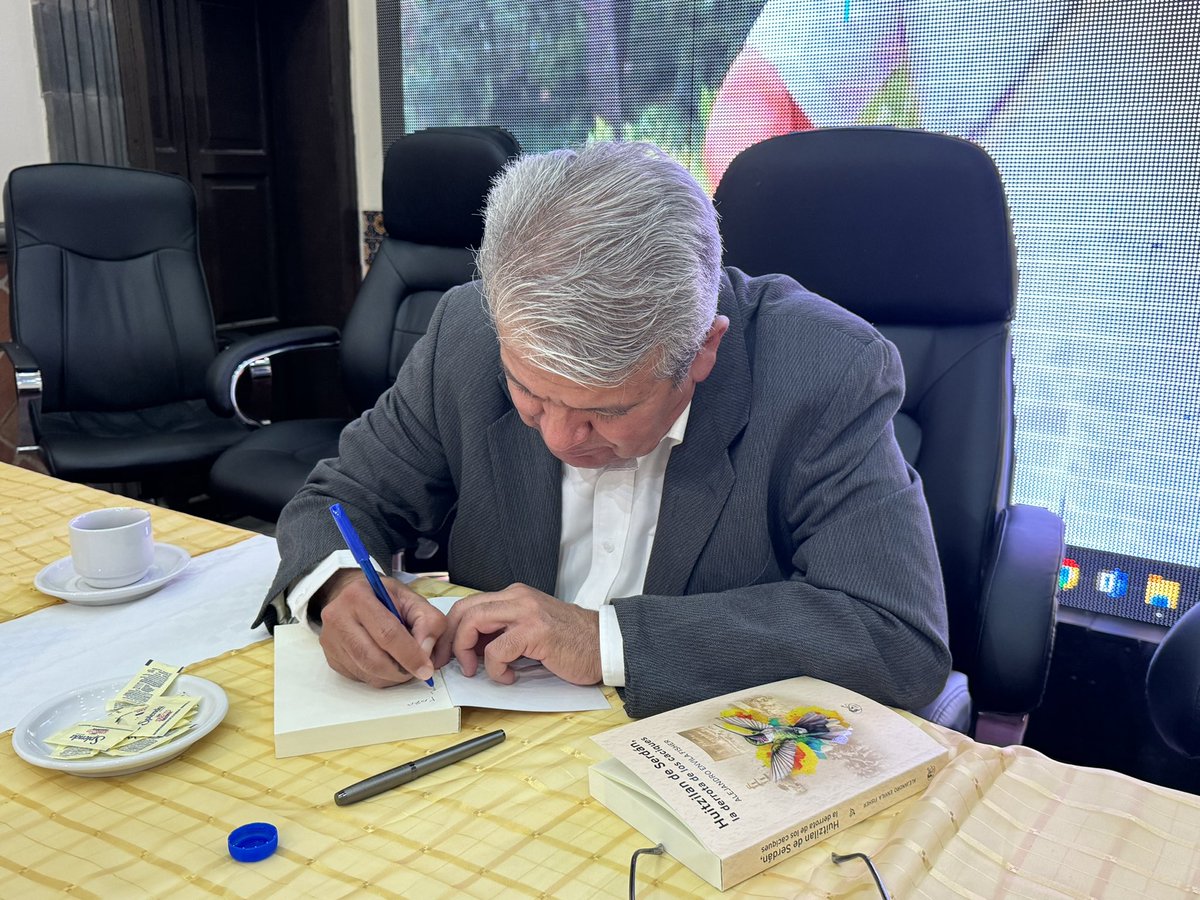 Ed_Estentor's tweet photo. Agradecemos a los que nos acompañaron en la presentación de “Huitzilan de Serdán, la derrota de los caciques”. 

Y un agradecimiento muy especial a los huitziltecos: ustedes son los protagonistas de esta historia, y las lecciones que le dejan a los mexicanos son imperecederas. https://t.co/WUo3fgNT2X