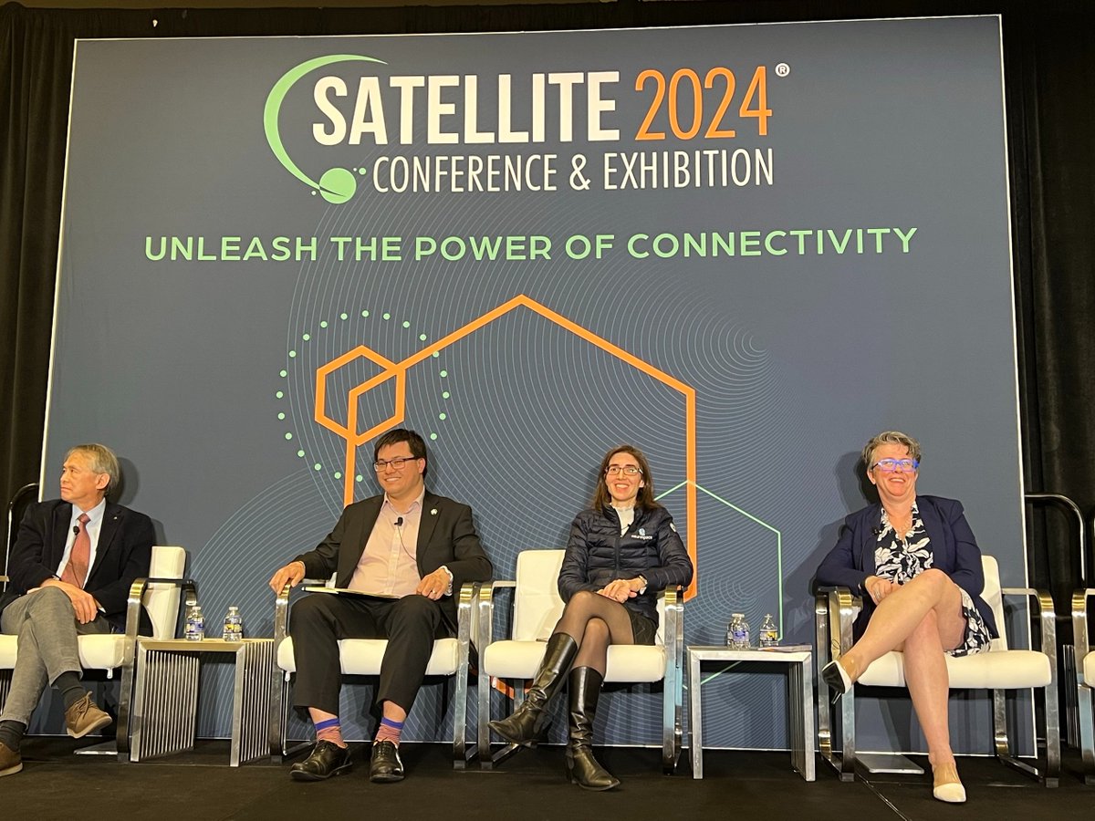 We were talking ‘decluttering space’ at @SATELLITEDC this week, discussing the future of sustainable space policy. ✨ Dr Jason Forshaw from Astroscale UK’s Business Development team took part in a panel session highlighting the #spacedebris issue and the strategic approaches…