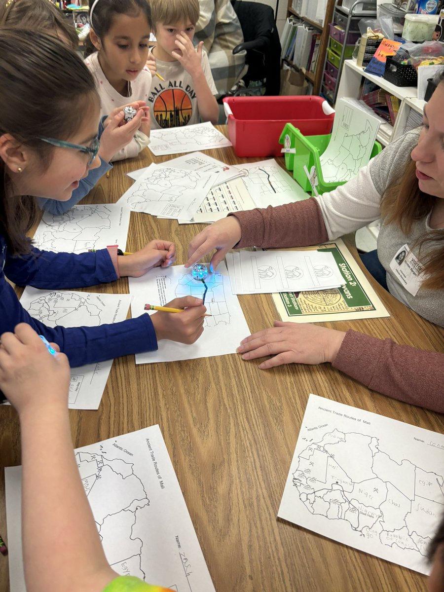 Jill Buss (@jillbuss2014) on Twitter photo Ozobots traveling across the Ancient trade routes of Mali. <a href="/MrsHaynie/">Deb Haynie</a> <a href="/csforlcps/">Loudoun County Computer Science Office</a> <a href="/Ozobot/">Ozobot</a> Ozobots traveling across the Ancient trade routes of Mali. <a href="/MrsHaynie/">Deb Haynie</a> <a href="/csforlcps/">Loudoun County Computer Science Office</a> <a href="/Ozobot/">Ozobot</a>