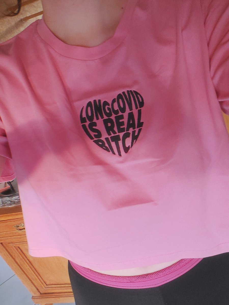 The shirt from @BerlinBuyers finally came! The design is from @sophsoph_psd and me so happy with this shirt! 💗🥺