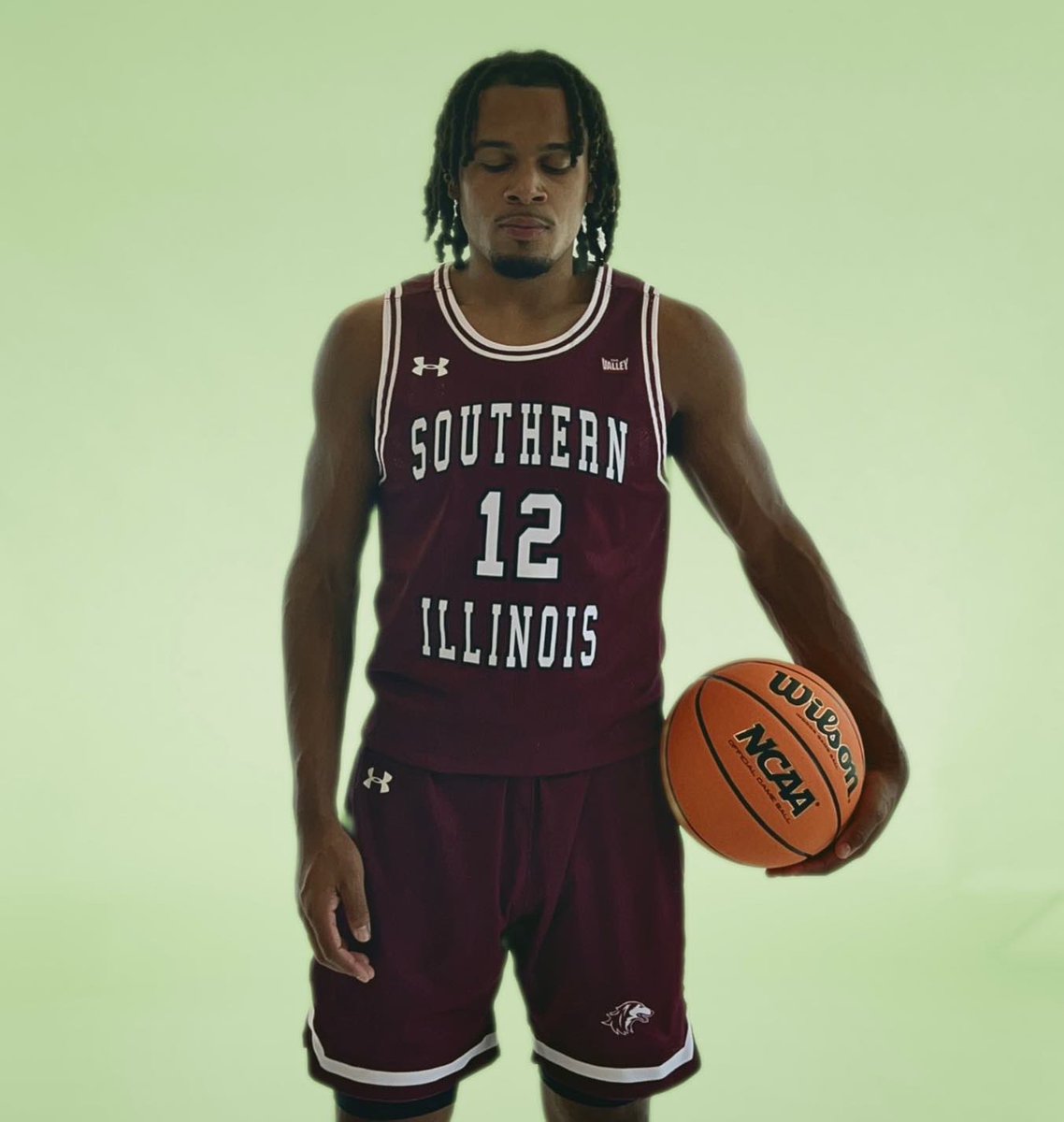 The Portal Report (@theportalreport) on Twitter photo Southern Illinois (D1) guard Chris Cross has entered the transfer portal, he told <a href="/ThePortalReport/">The Portal Report</a>. Southern Illinois (D1) guard Chris Cross has entered the transfer portal, he told <a href="/ThePortalReport/">The Portal Report</a>.