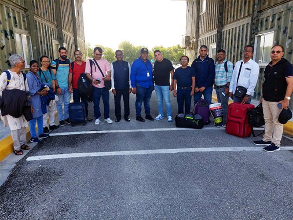 #India has started #OperationIndravati to evacuate it's nationals from #Haiti to the #DominicanRepublic with the first batch of 12 Indians evacuated today.