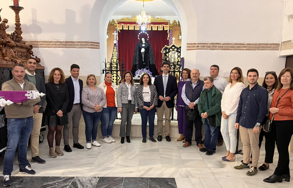 La delegada <a href="/Navarro_PP/">Patricia Navarro</a> ha destacado el valor artístico y patrimonial de la #SemanaSanta de la provincia durante su visita a #Coín, junto al alcalde <a href="/FranSantosCoin/">Francisco Santos</a>, para conocer los preparativos de sus tres hermandades de Pasión:
<a href="/Dolorescoin/">virgendolorescoin</a> 
<a href="/nazarenodecoin/"> Nazareno de Coin   </a> 
<a href="/veracruzcoin/">Vera Cruz Coin</a>