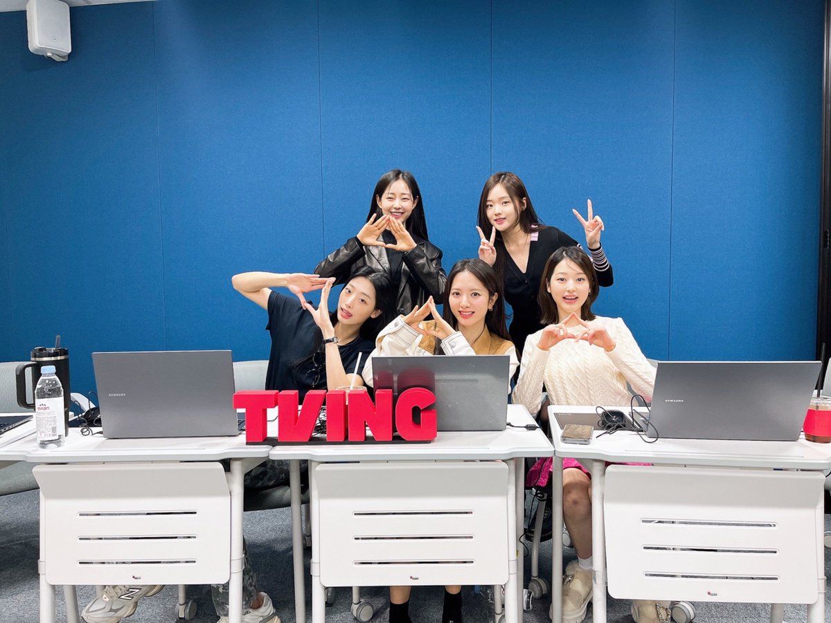 WJSN DAILY tweet media
