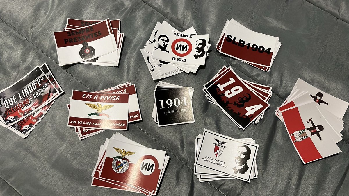 Stickers Benfica, para mais informações mp📥

(Fotografia stickers individuais abaixo)
