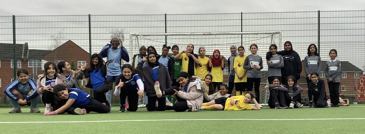 Many thanks to @StanleyGrovePA for bringing your girls to play today. Every player played superbly @ThisGirlCanUK #letgirlsplay @Lionesses Well done to SGPA for a narrow 1-0 victory in extra-time. 🥳 @BrightFuturesET @john_stephens67 @LisaFathersBF @mcrschoolsPE