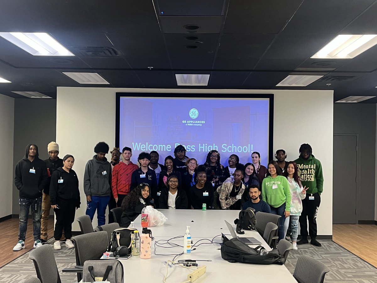 Doss High School junior and senior Marketing students visited GE Appliances today to explore innovation, creative design, and social media marketing opportunities. Great day of learning and networking with some of the best professionals out there!