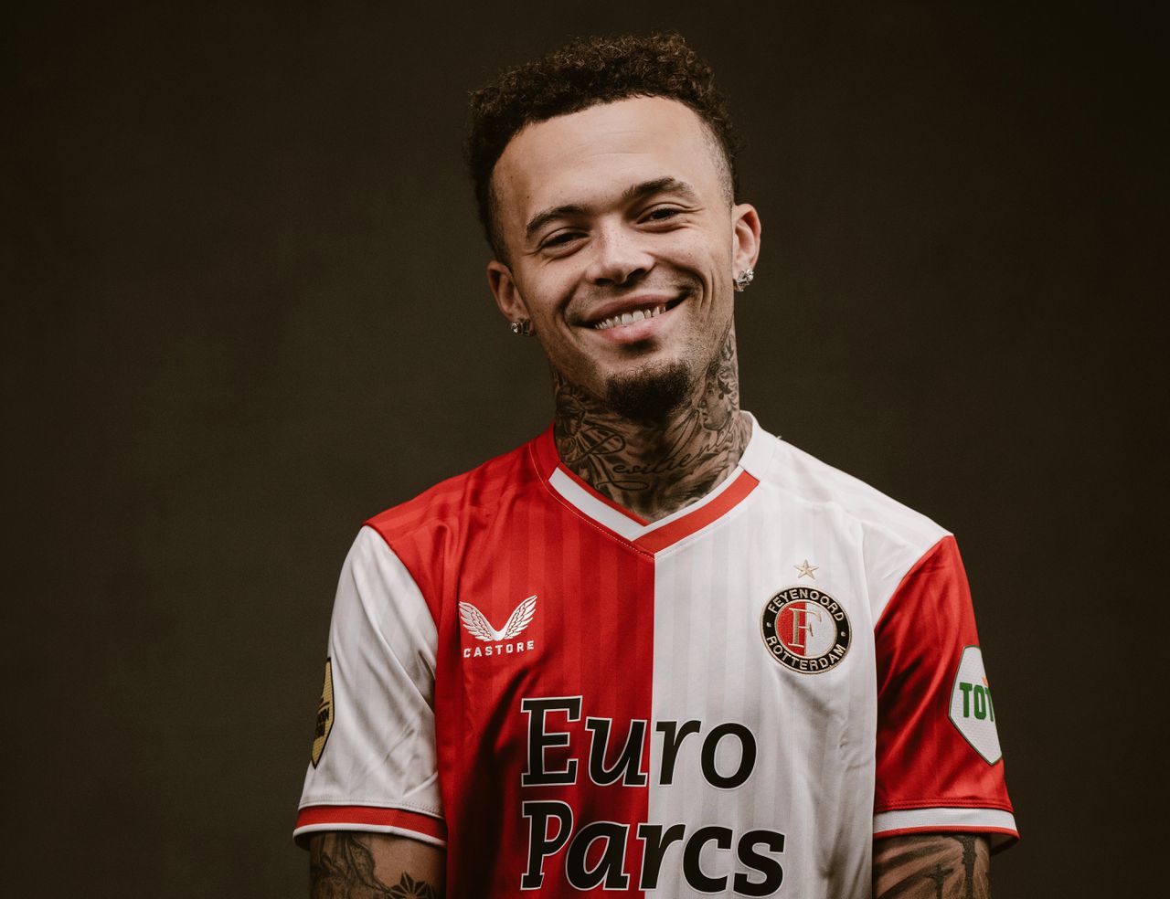 Magpie 24/7 on X: "Newcastle have been monitoring 22 year old Feyenoord  left back Quilindschy Hartman ahead of the summer transfer window,  according to FootballTransfers 🤔 #NUFC #NUFCFans #Newcastle  https://t.co/9jf49AUUyk" / X