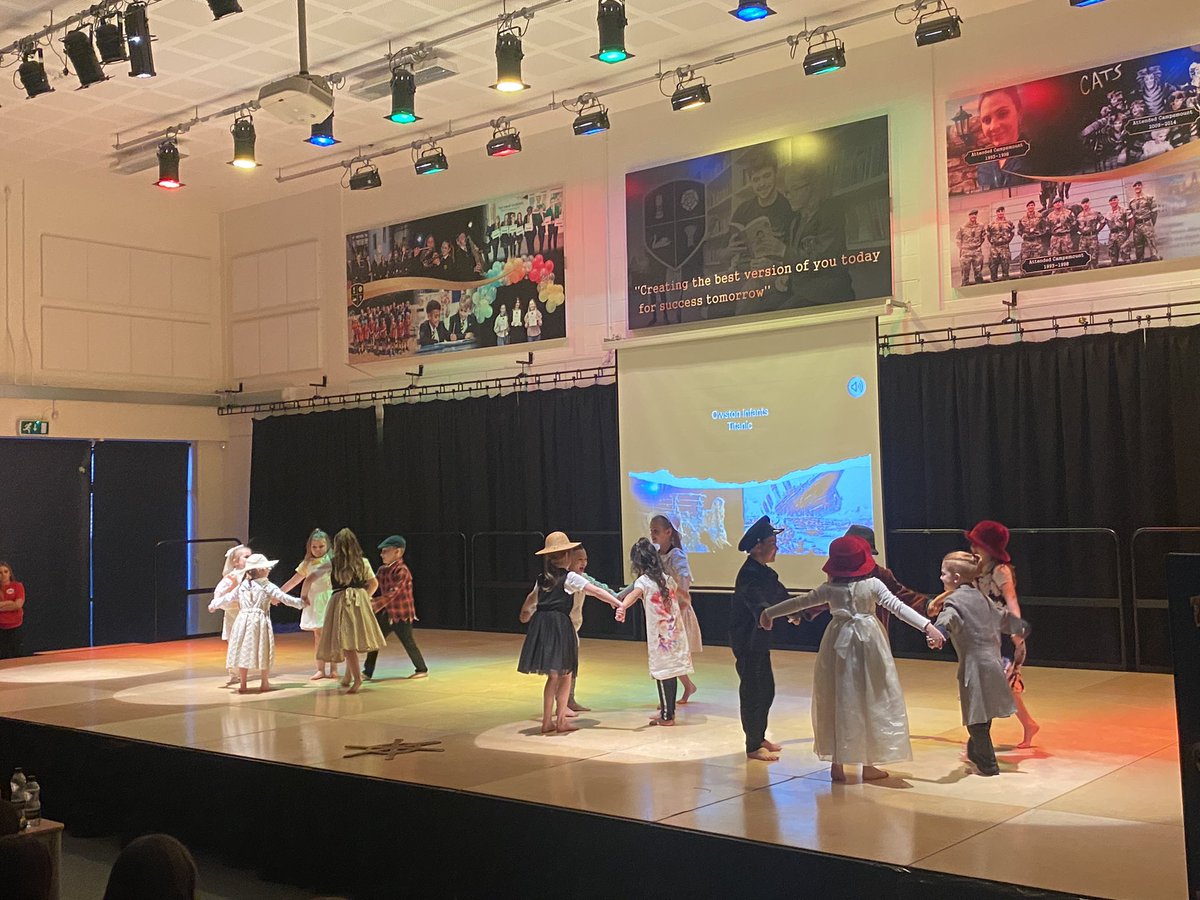 @OwstonPPA infants now take to the stage, with their ‘Titanic’ theme! Another beautiful performance, scoring a 6 and 3 7s from the judges. #Campsmountcomedancing @LegerEdTrust @CampsmountAcad
