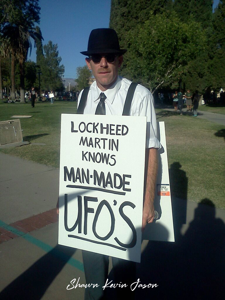 shawnkevinjason's tweet photo. At a "We Are The 99%" protest a decade something ago in the days before #ufotwitter when #ufos... errrr... #uaps were still taboo. #ufoprotest #oldschool https://t.co/wsFilx3alj