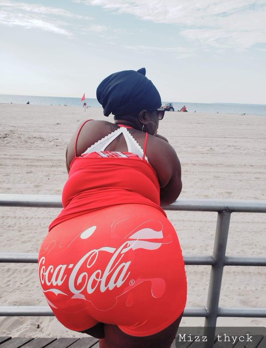 Out getting some air. Are you thirsty? 💦😉 https://t.co/D87Xq0LMVl