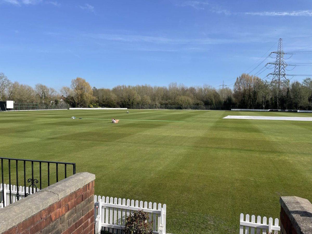 @NewportCricketC will be holding an ECB ‘Get Set’ Weekend on Sat 23rd March (10.00-2.00pm). The first weekend of Cricket is on Saturday 6th April, so we have to take advantage of this weekends dry weather. Your help is needed - 1-2 hours only!