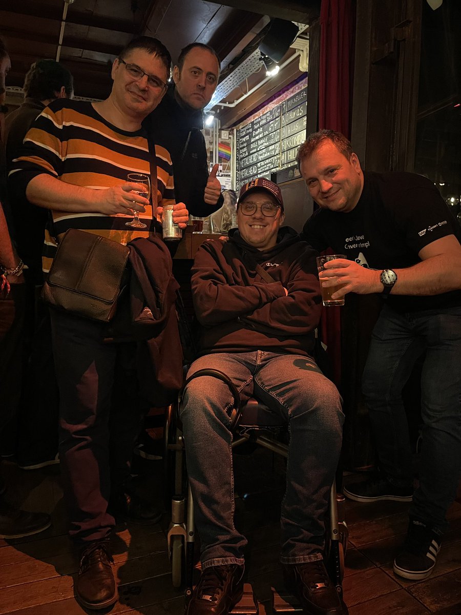 bercut2000's tweet image. #JavaBeer at @bgjug happening now🍻