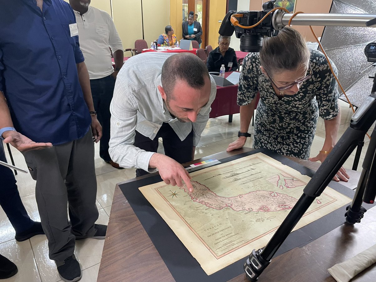 Great to see MOU b/w 🇬🇧@britishlibrary & @UWImona being put to practical use at seminar for participants from around the Caribbean on digitization of endangered archives - including poetry! #WorldPoetryDay2024 @UKinCaribbean