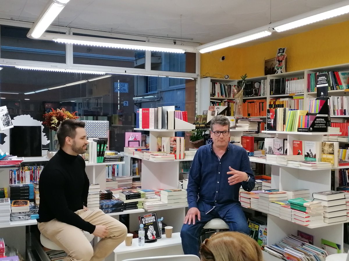 Llibreria Índex (@llibreriaindex) on Twitter photo Acabem de començar la presentació del llibre#+ #AssassinsdeCatalunta de <a href="/Redbook_Ed/">Redbook Ediciones</a> escrit pet <a href="/DanielMoyaC/">Daniel Moya</a> Acabem de començar la presentació del llibre#+ #AssassinsdeCatalunta de <a href="/Redbook_Ed/">Redbook Ediciones</a> escrit pet <a href="/DanielMoyaC/">Daniel Moya</a>