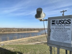 It’s World Poetry Day,
And it’s also time to vote for KS on @USGS_Water's page,
There’s only 24hrs so don’t delay,
Vote Kansas River for the greatest gage! 

Voting is open till 1PM tomorrow. Vote for KS River at Topeka, KS 06889000! #GageGreatness ow.ly/Lxoy50QZ1y3