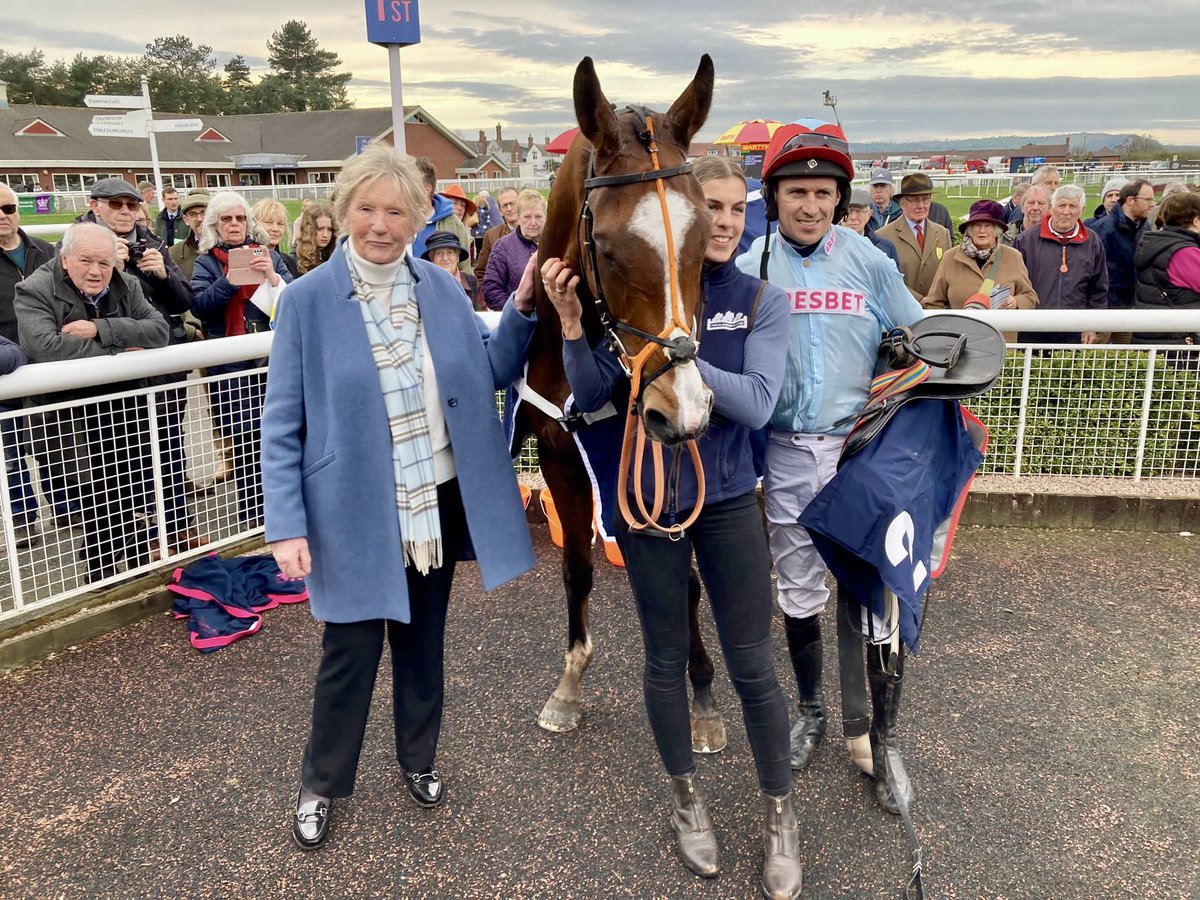 Go To War in the @LudlowRaceClub winner’s enclosure this afternoon #TeamFOB