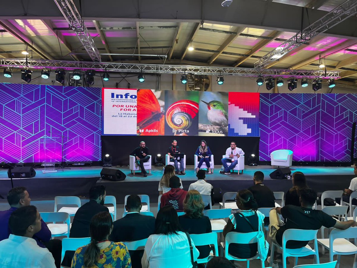 ETECSA_Cuba's tweet image. 📣 En el marco de #Informática2024 se realizó el lanzamiento de nuevas versiones de @pictacuba, toDus y @APKlis_Cu 📲, que incorporan atractivas funcionalidades para los usuarios 👥 🛜.