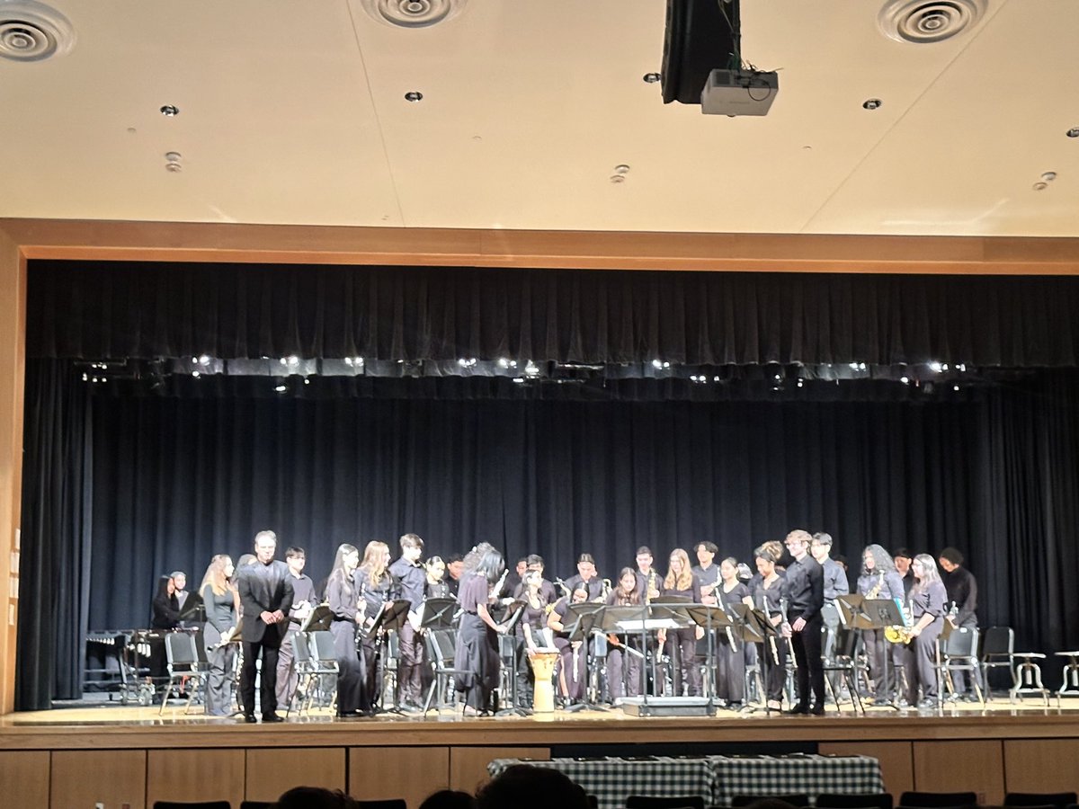 Congratulations to the PHS Wind Ensemble on a Gold Rating at today’s CJMEA Festival! Thanks to Dr. Sumner! #PwayArts