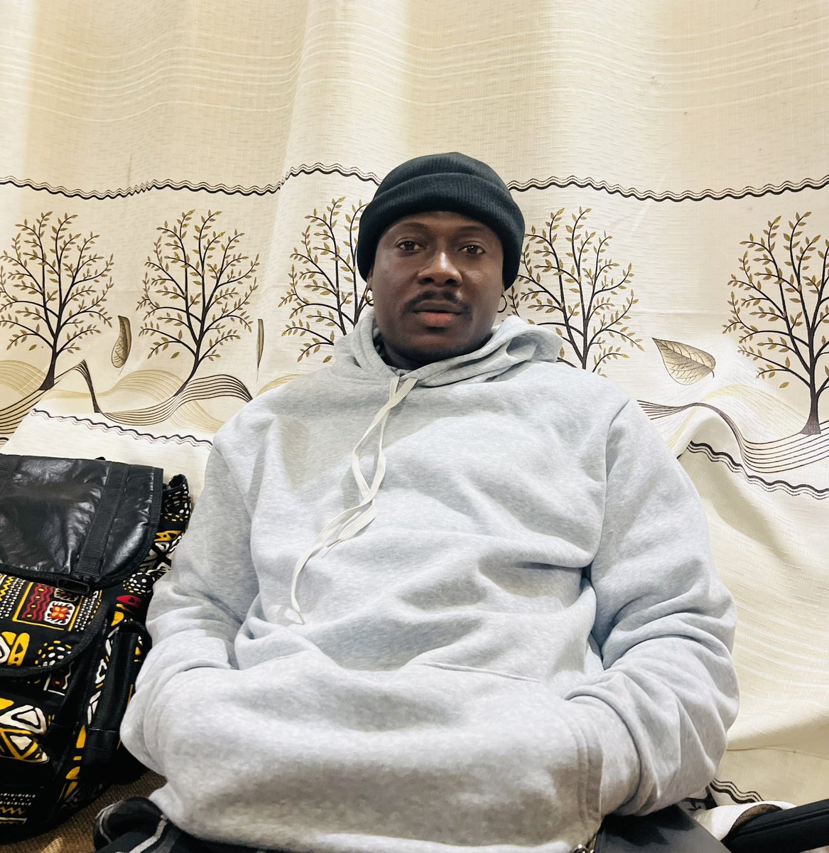 Le chien n’a pas de belle-mère.

Ep vi srè en Avril 👌🏾