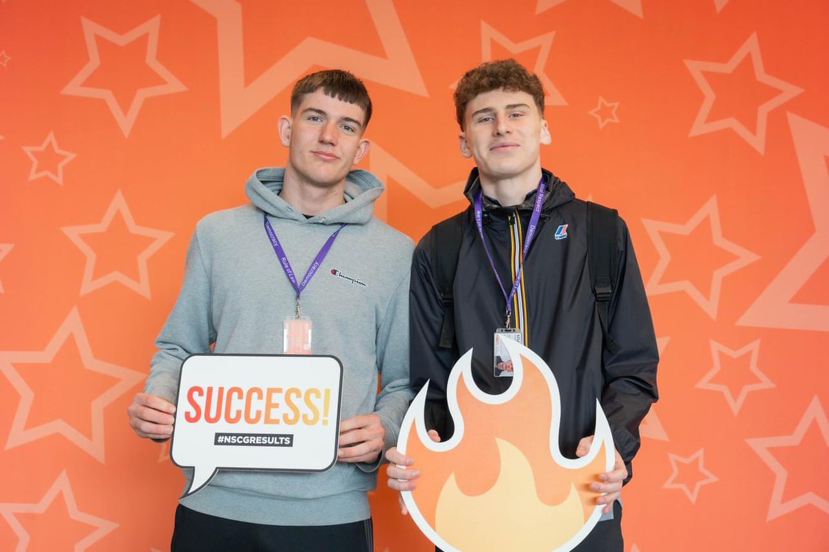 We’ve had 𝒕𝒉𝒆 𝒎𝒐𝒔𝒕 𝒂𝒎𝒂𝒛𝒊𝒏𝒈 𝒅𝒂𝒚 celebrating with everyone who came in to collect their BTEC exam results! 🥳🎉 With nearly half of all entries receiving high grades - we are so pleased for learners from our Business, Sport, Travel, IT, Health & Social Care, Early