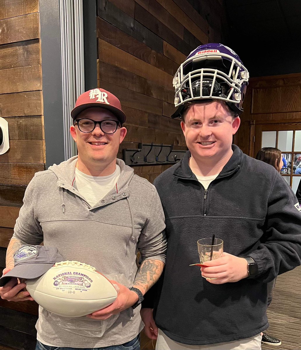 UWWFB_QBclub's tweet photo. Thank you to those who joined us at the UWW QB Club social at Sideouts last night! Your presence made it a memorable evening and we are looking forward to all the fun events coming up! 

To stay up to date and register for upcoming events visit https://t.co/i4XIpPfwur GO HAWKS! https://t.co/cCOlAPCBDw