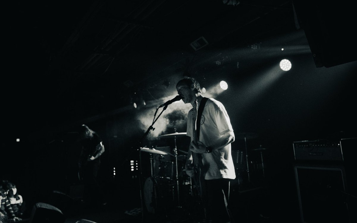 LIFE IN VACUUM tweet media