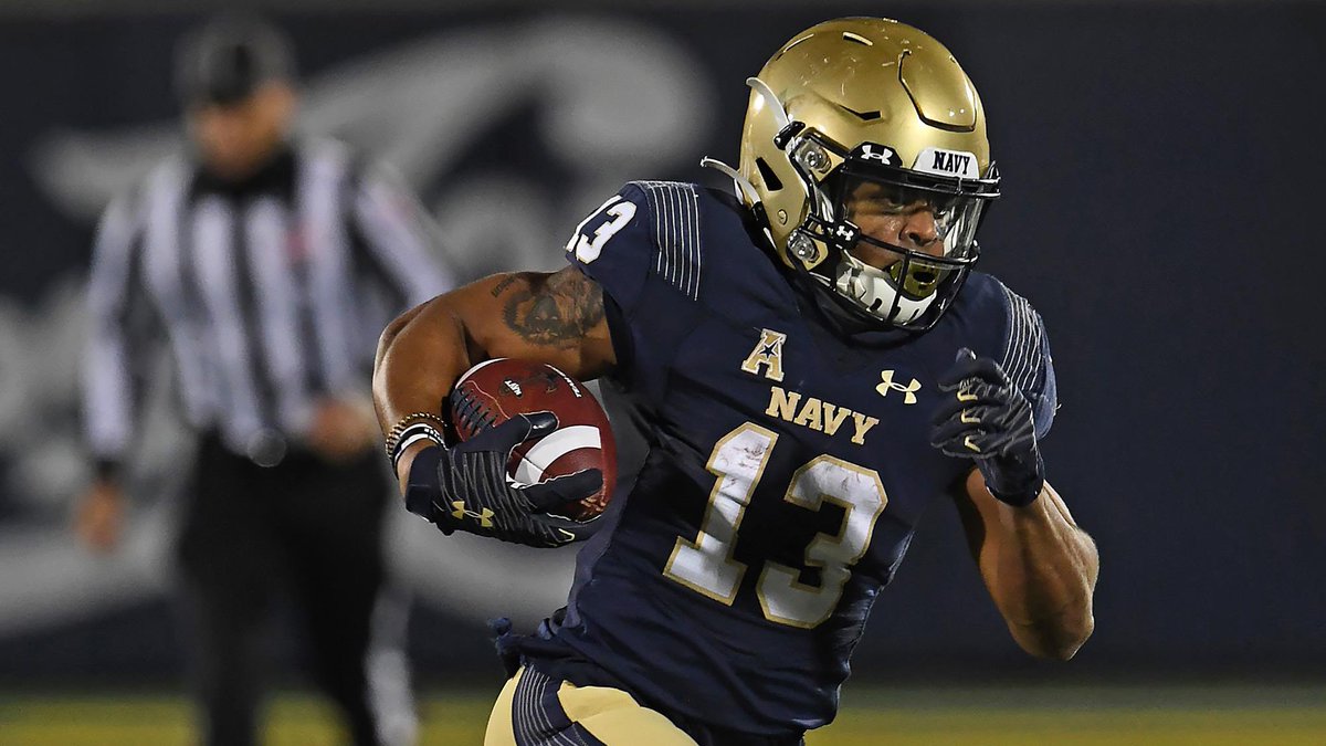 After a great phone call with @Jay_Guillermo57, I’m blessed to receive an offer from @NavyFB!! #AGTG @FortOFootball @CoachMdtwnBrown @QuincyTillmon @s_atagi @AllenTrieu