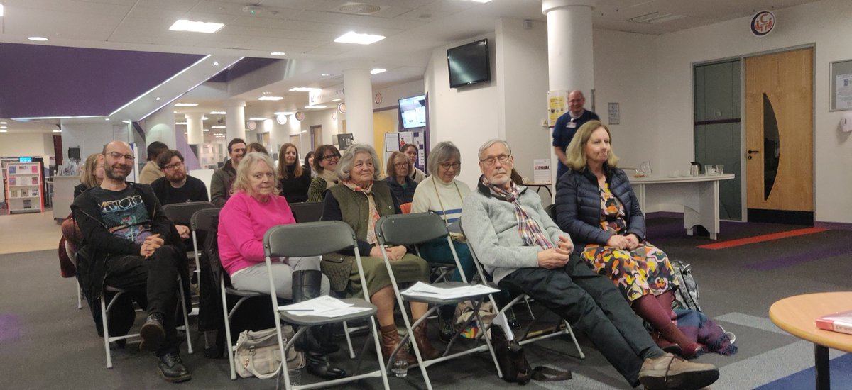 Before my #WorldPoetryDay is quite over, I wanted to say a huge thank you to @kentlibraries for hosting me at a wonderful reading with three fantastic poets, Christopher Horton, Maggie Harris and Rosie Johnston. Thanks too to an incredible audience at Ashford library. 💕